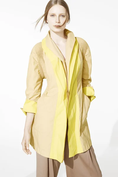 Look 16